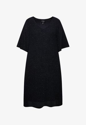 Vestido negro con escote en V, mangas cortas y un corte suelto. Tejido texturizado con sutiles destellos de brillo. Detalle de dobladillo con forma de ondas.