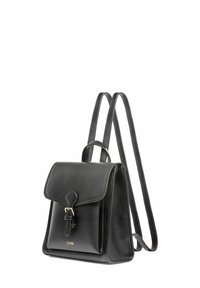 Czarny skórzany plecak z klapką i zdobieniem w postaci złotego zapięcia. Posiada dwie regulowane ramiączka i elegancki, minimalistyczny design.