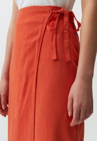 Jimmy Key NORMAL WAIST SLIT - A-Linien-Rock - orange