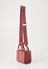 LIU JO TOTE - Kabelka - lipstick