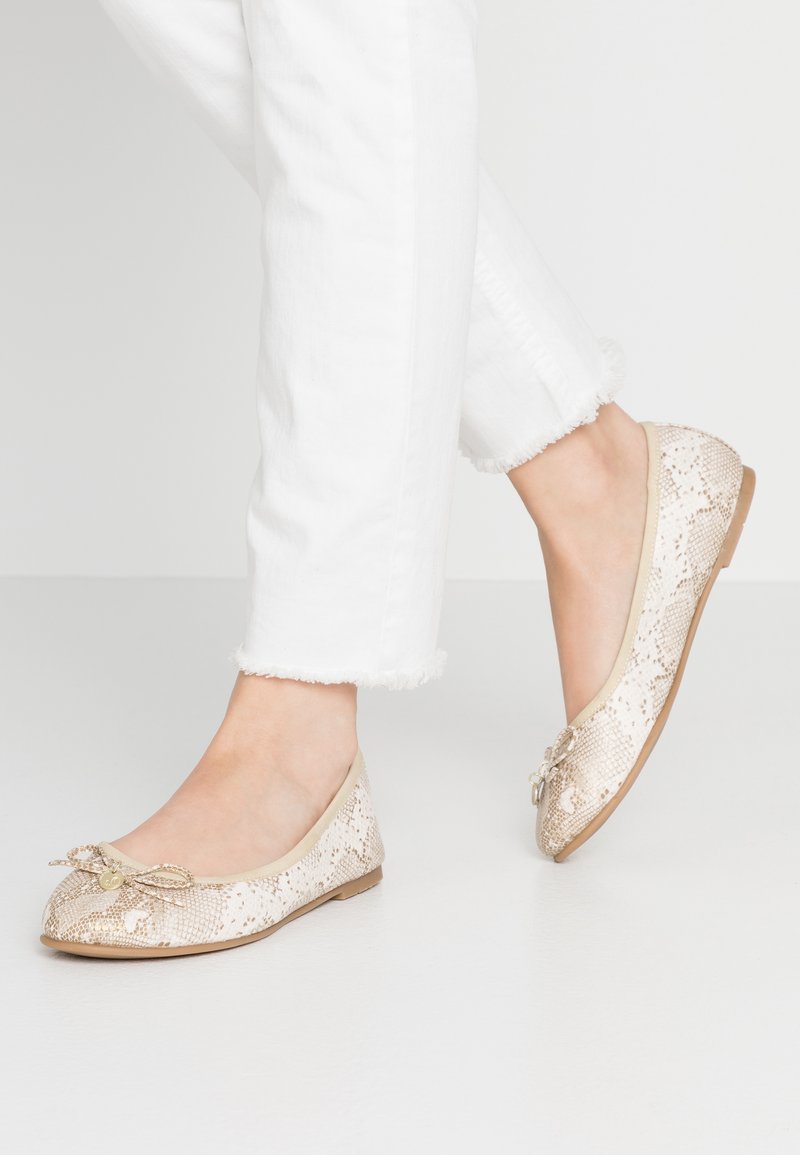 s.Oliver Ballet pumps - gold
