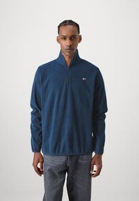 Tommy Jeans FLAG  - Polárpulóver - dark night navy