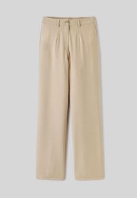 Pantalons à jambes larges beiges en tissu lisse, avec une fermeture à bouton, des passants de ceinture et des plis sur le devant. Design de longueur standard.