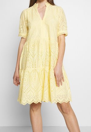 Vestido informal - gold-coloured