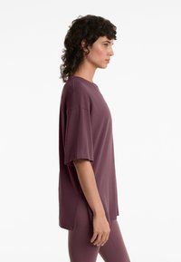 OYSHO Tricou basic - mottled pink