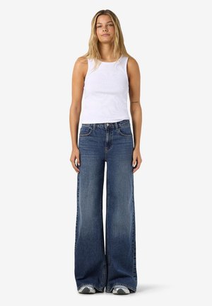 Noisy May NMNELLIE PALAZZO - Pernera ancha - medium blue denim