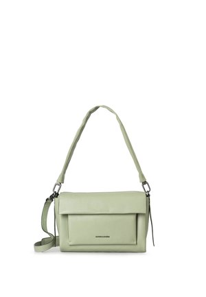 Borsa a tracolla rettangolare verde chiaro con tasca frontale a patta, tracolla regolabile e logo del marchio discreto sul davanti.