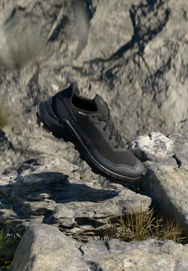 Salomon - ALPHACROSS 5 GTX - Laufschuh Trail - black/ebony, Vergrößern