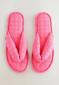 Next REGULAR FIT  - Papucsok - fluro pink