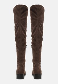 Bullboxer Overkneeskor - brown