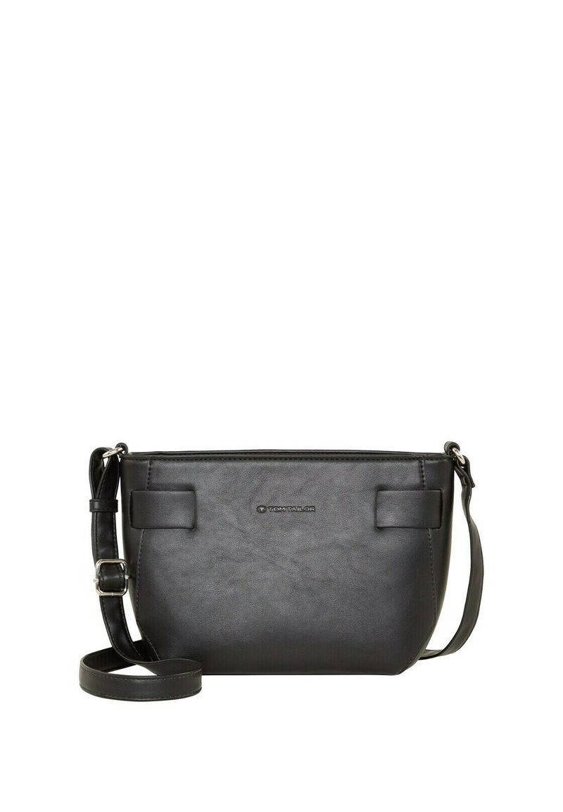 Borsa a tracolla sintetica nera con una texture liscia, forma rettangolare, due tasche frontali e una tracolla regolabile. Logo visibile sul davanti.