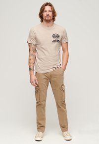 Superdry & Co WORKWEAR FLOCK GRAPHIC  - Camiseta estampada - lavin beige marl