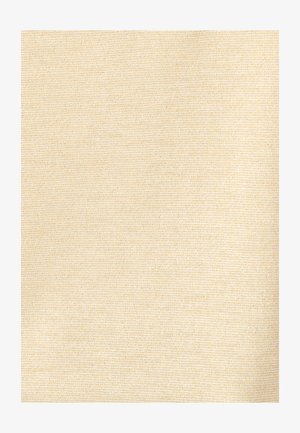 Tissu beige avec une texture tissée douce, présenté en gros plan sur la surface textile.