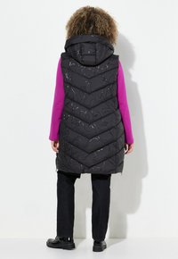 Ulla Popken HYPRAR LONG QUILTED - Väst - black