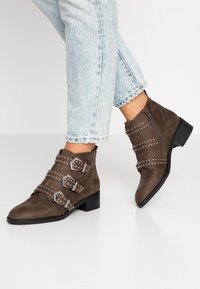 ONLY SHOES Botines bajos - khaki