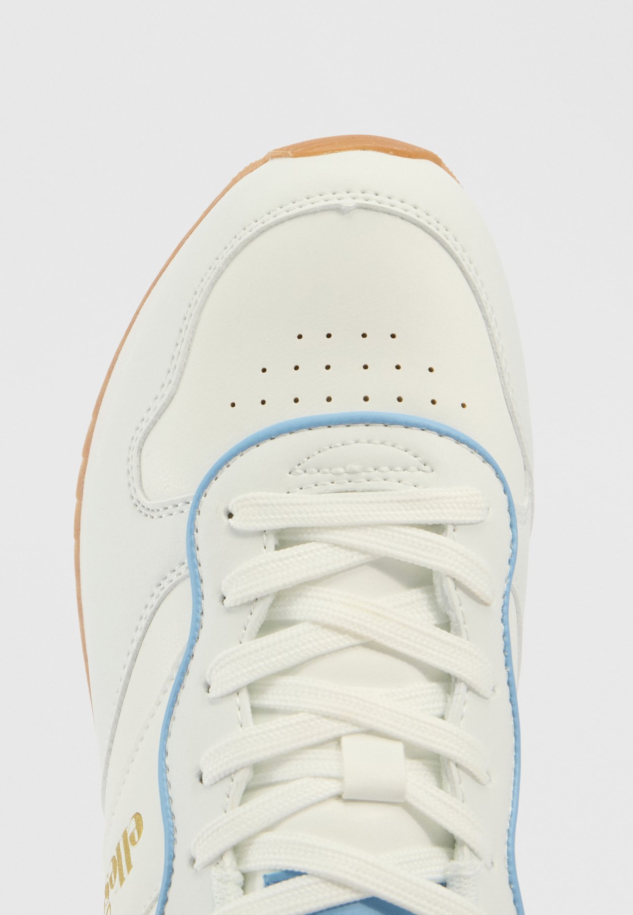 Sneaker low