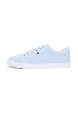 Sneakers - breezy blue