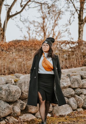 Sac Banane Gusti Rosamonde En Cuir Noir | Porté Hanche Ou Poitrine | Style Élégant
