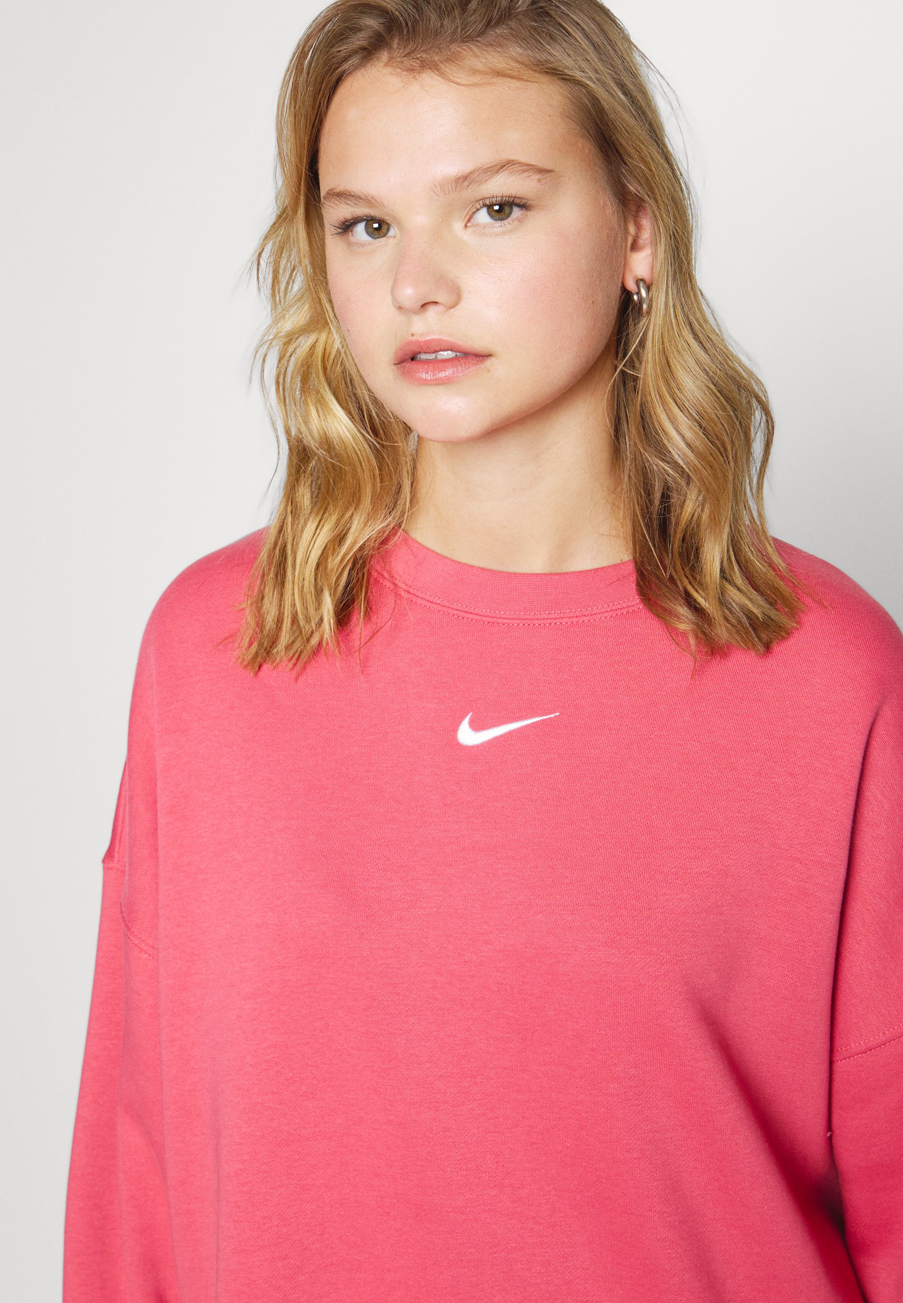 rose nike sweatshirt