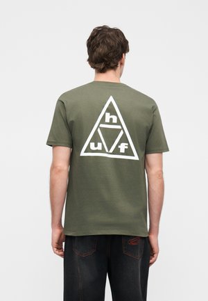 HUF, TRIPLE TRIANGLE TEE UNISEX - T-shirts print - surplus green/white