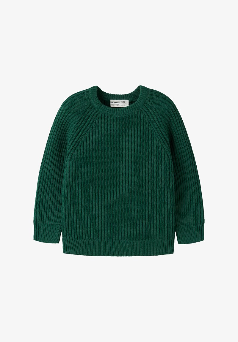 Pull vert foncé en maille avec col rond, manches longues et motif côtelé, conçu pour enfants, posé à plat sur fond blanc.