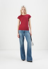 Replay T-shirts - wine red.