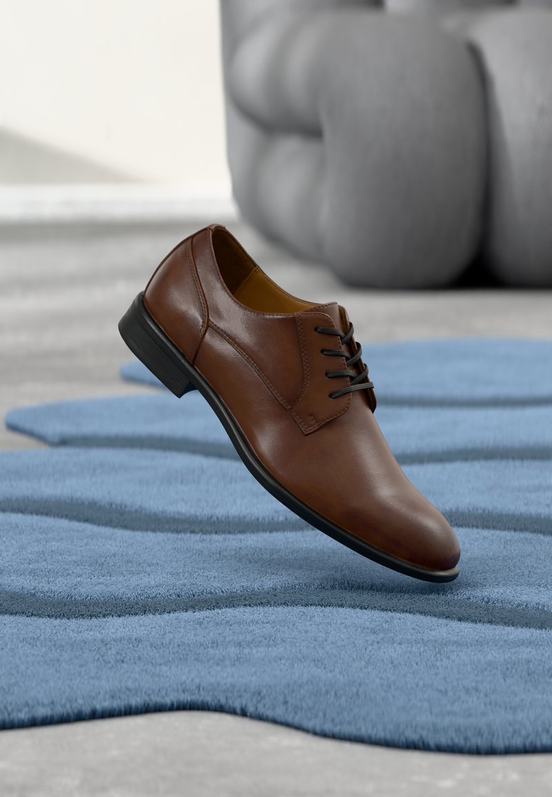 Call it Spring BURNHAM - Suvarstomi - cognac/konjako - Zalando.lt