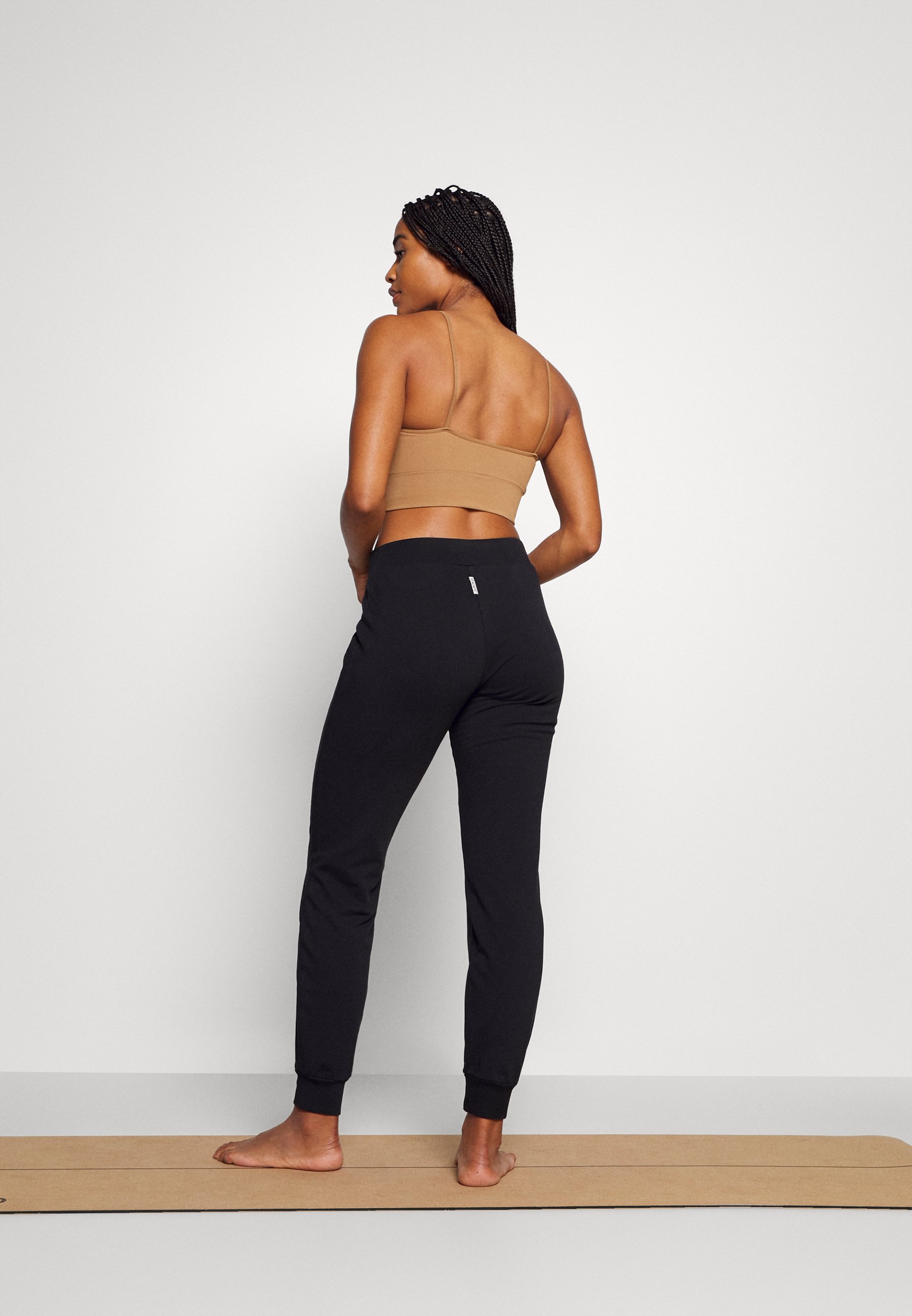 Femme JOGGER PANTS - Pantalon de survêtement Femme JOGGER PANTS - Pantalon de survêtement