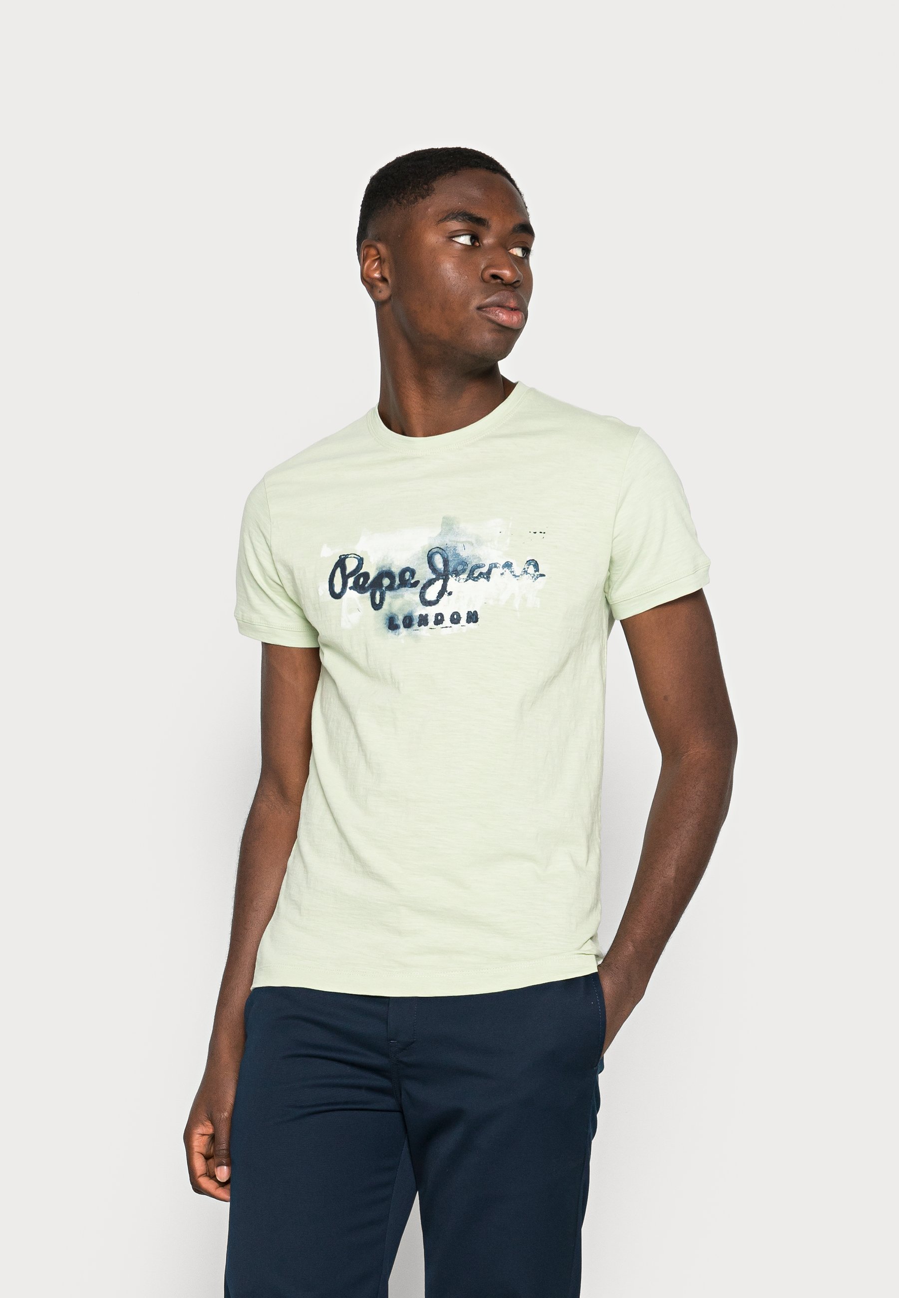 Pepe Jeans GOLDERS N - Camiseta estampada - composition/verde claro -