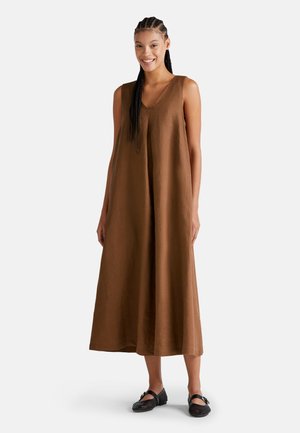 SLEEVELESS - Day dress - brown