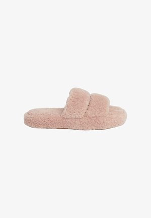Roze fluffy slipper met twee brede, pluche banden. Zachte textuur en een ronde vorm. Ontworpen voor comfort en casual gebruik.