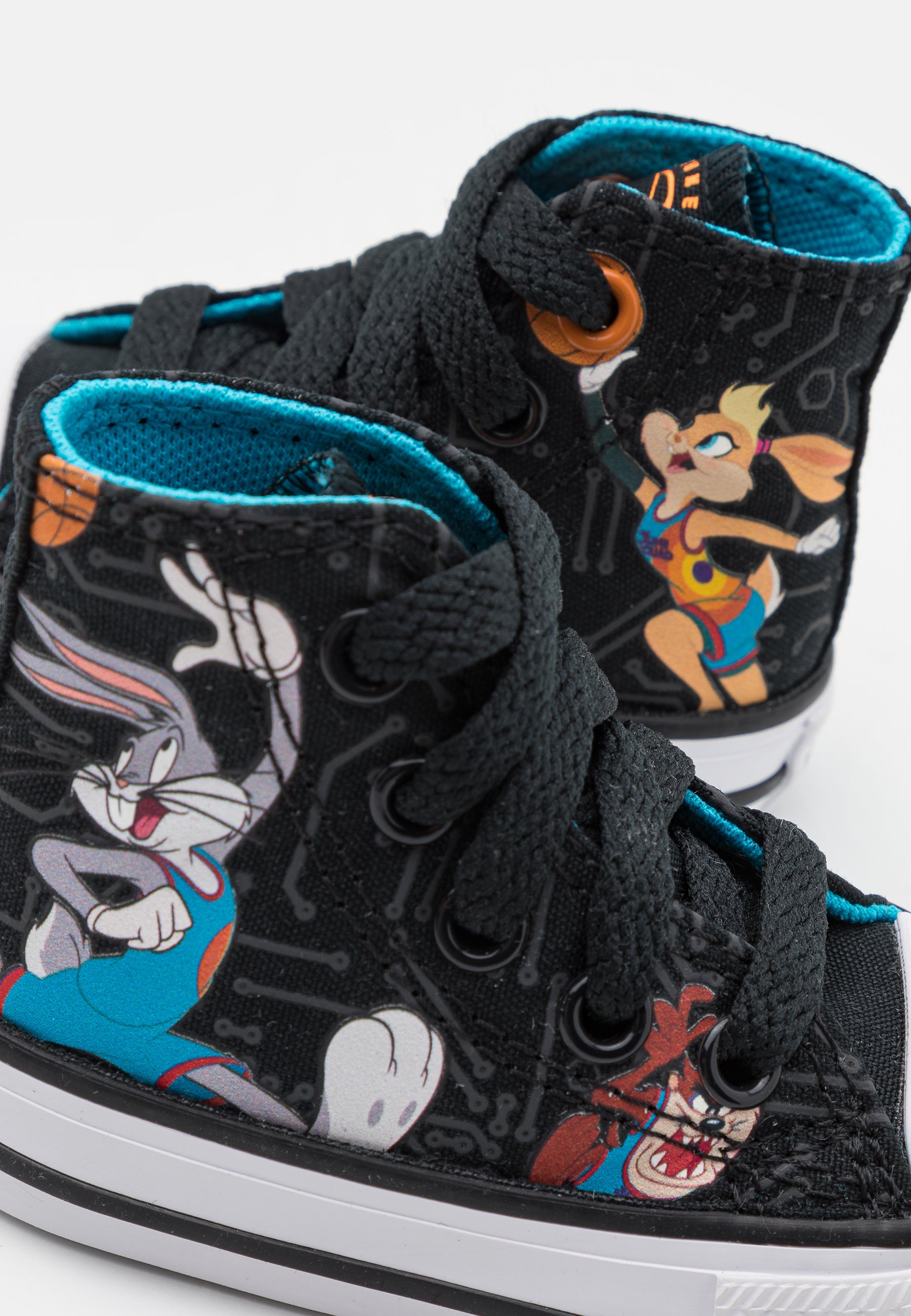 space jam nike converse