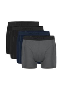 Cinq paires de boxers en noir, bleu marine et gris. Design avec une ceinture douce portant un logo en relief et un tissu lisse et respirant.