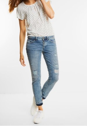 Vaqueros slim fit - light blue