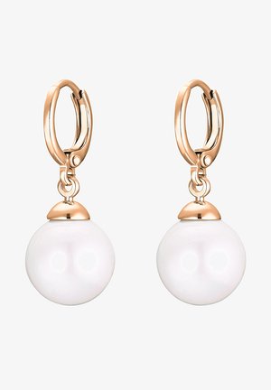 Roze gouden lever-back oorbellen met grote witte parels, een glad oppervlak en een ronde vorm; minimalistisch ontwerp met gepolijste accenten.