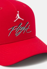 Jordan Cappellino - university red/white