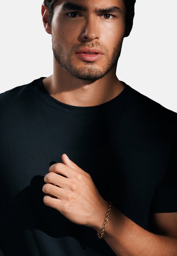 ESSENTIALS - Armband - gold