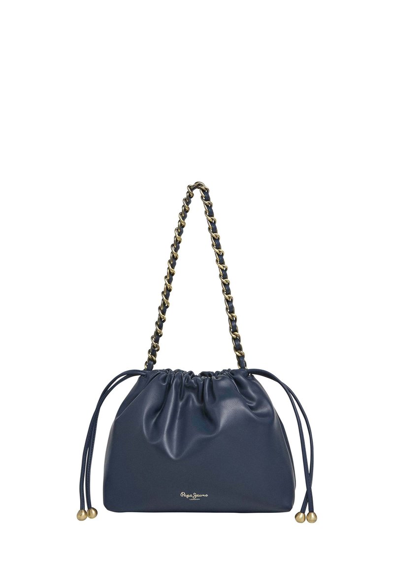 Granatowa torebka skórzana z zaciąganym zamknięciem, złotą łańcuszkową rączką i złotymi akcentami, charakteryzująca się miękką, teksturowaną powierzchnią.