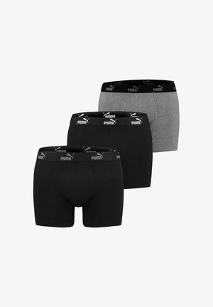 Drei Paare Boxershorts: zwei in Schwarz und eine in Grau. Jede hat einen schwarzen elastischen Bund mit einem weißen Logo und Naht.