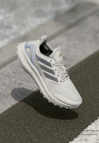 Thumbnail Image 9