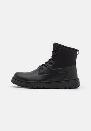 YOURTURN Stivaletti stringati - black