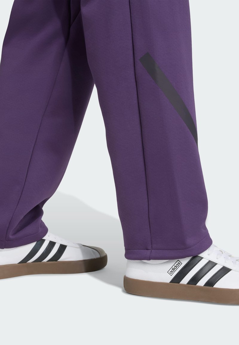 adidas Sportswear OHPT Tracksuit bottoms aurora plum/dark