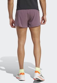 adidas Performance ADIZERO GEL SHORT - Korte broeken - shadow fig