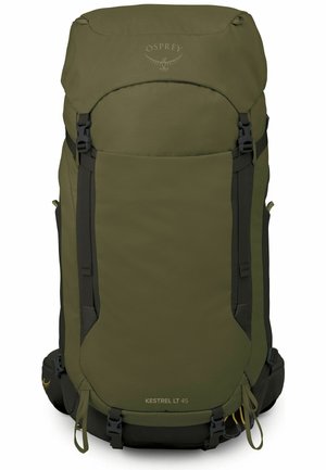 Olivgrüner Osprey Kestrel LT 45 Wanderrucksack mit Deckel, vorderen Kompressionsriemen und gepolsterten Hüftgurttaschen.