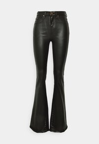 Jeans neri a zampa d'elefante con vita alta, realizzati in materiale lucido, caratterizzati da cinque tasche e dettagli in metallo dorato.