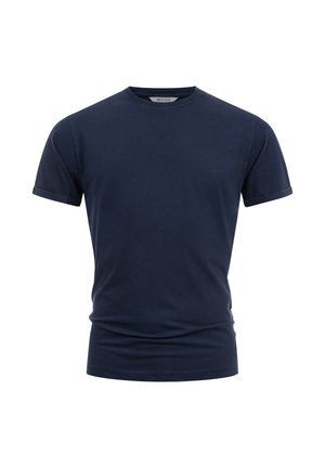 Marineblå T-shirt med korte ærmer og rund hals, med en tætsiddende pasform og lette stofrynker, vist på en hvid baggrund.