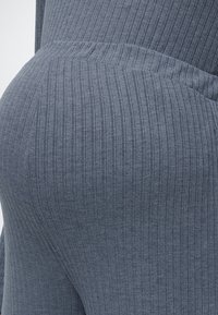 MAMALICIOUS MLSADIE WIDE JRS PANTS HW - Széles szárú - bering sea detail:melange