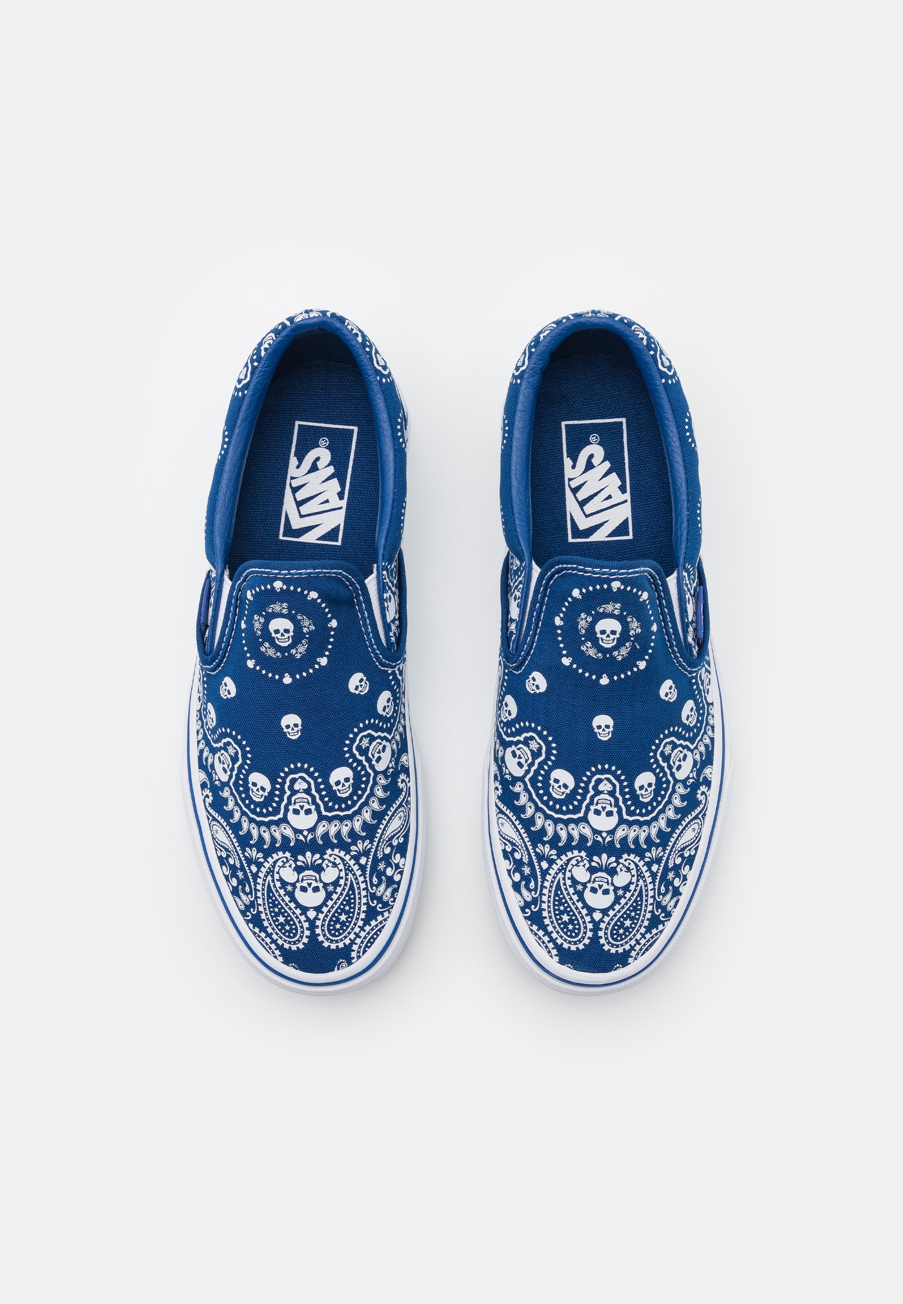 vans slip on 34