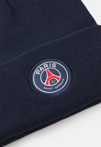 Nike Performance PARIS ST GERMAIN U NIKE DF PEAK BEANIE SC - Beanie - obsidian