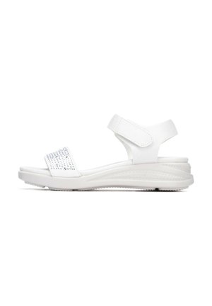 Sandalias blancas con parte superior texturizada y detalles brillantes. Diseño con correa ajustable y suela acolchada para mayor comodidad. Ligeras y planas.